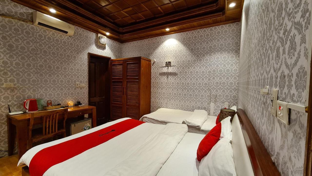 Green Hotel Near Lotte Center Hanoi Exterior photo